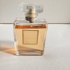 Coco Mademoiselle by Chanel Paris. Eau de Parfum - 100 ml / 3.4 fl oz.